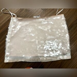 Superdown Shimmering Sequin Skirt ✨🪩
